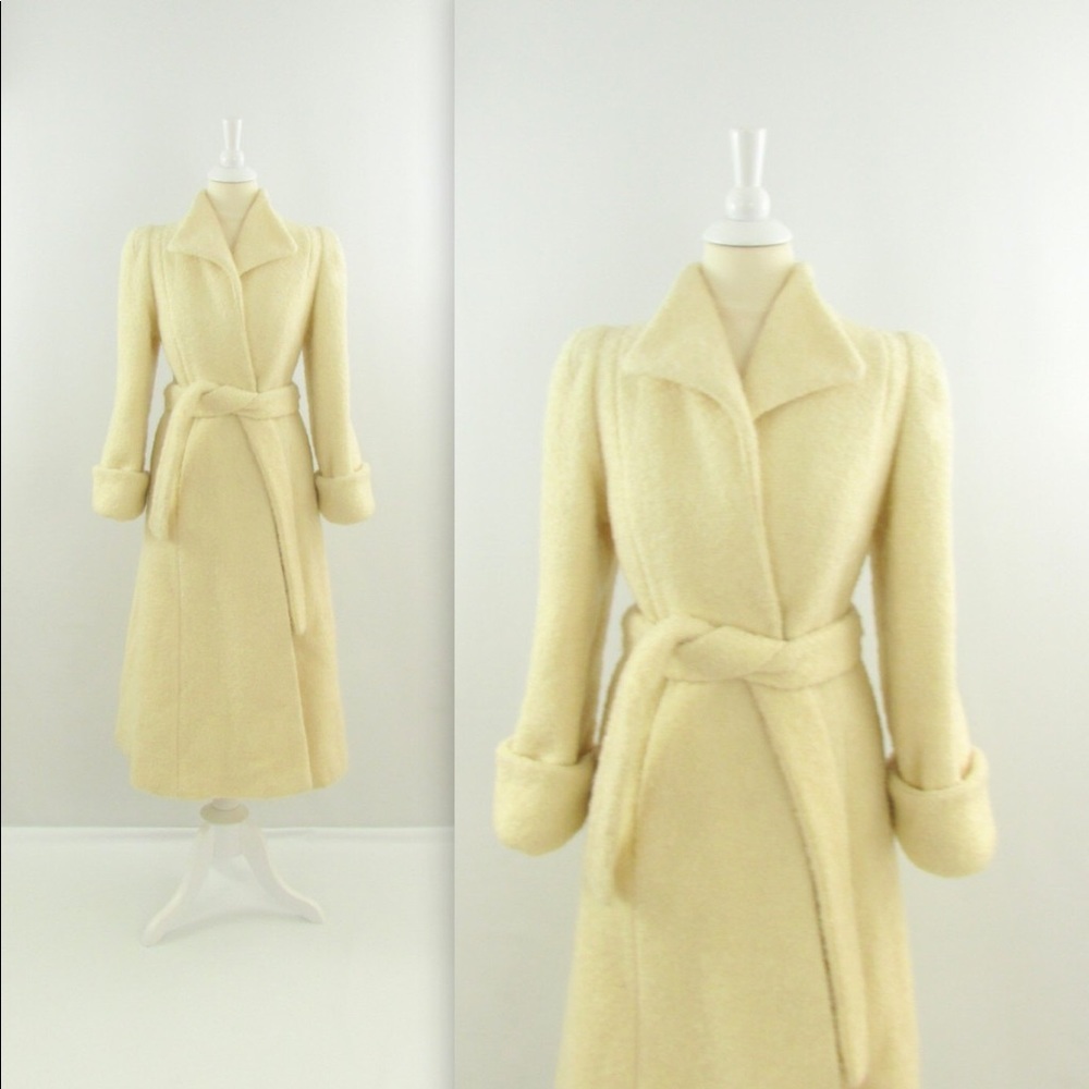 NWOT Meghan Markle Style Ivory Canadian Wrap Coat.